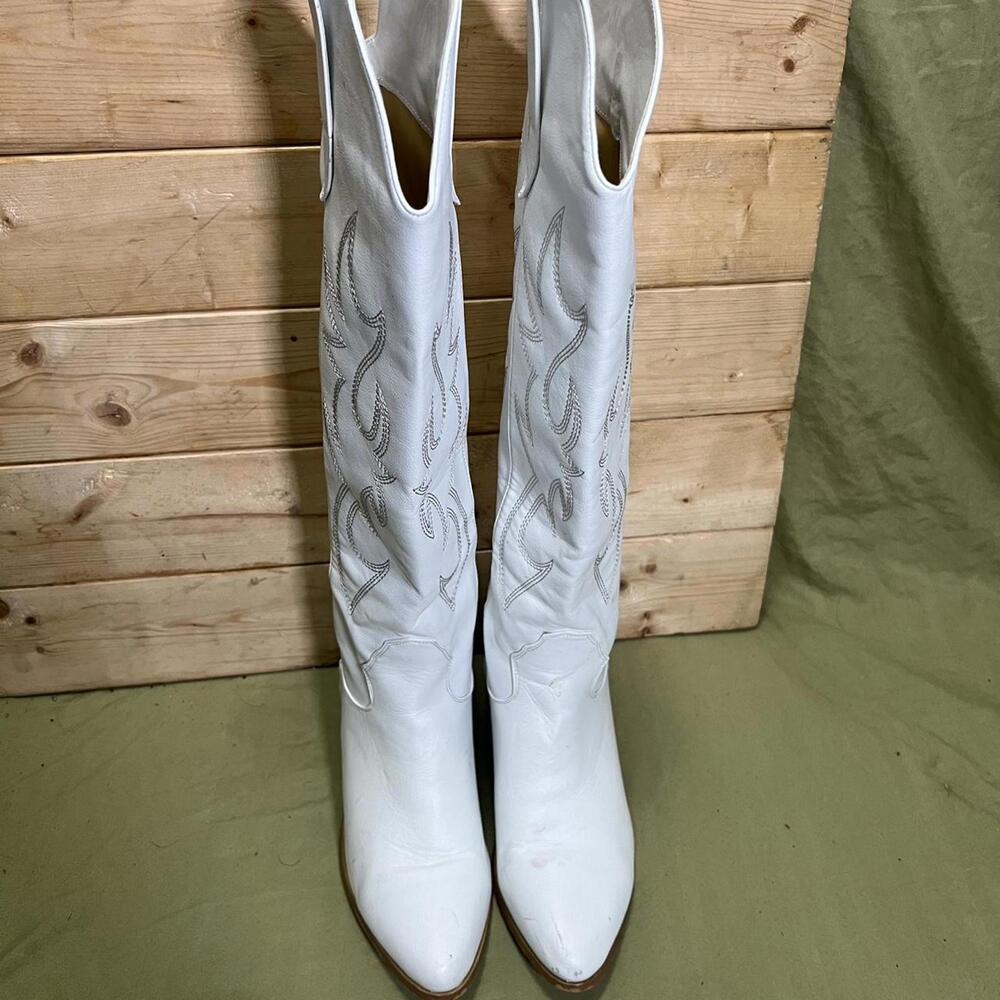 White Faux Leather Western Knee High Cowboy Boots Womens Size 8 - Picture 2 of 8